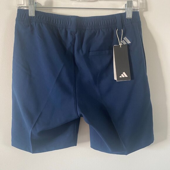 NWT Adidas Boy's Golf Dress Athletic Shorts Collegiate Navy‎ Size M D6 - Picture 2 of 5